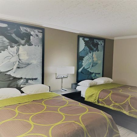 Super 8 by Wyndham Picayune Bagian luar foto