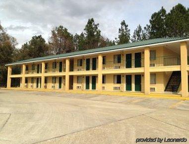 Super 8 by Wyndham Picayune Bagian luar foto